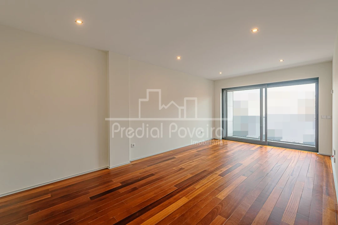 Apartamento T1 para Venda em Póvoa de Varzim, Beiriz e Argivai Foto 1
