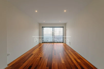 Apartamento T1 para Venda em Póvoa de Varzim, Beiriz e Argivai