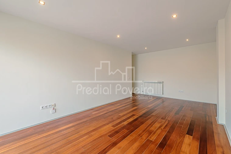 Apartamento T1 para Venda em Póvoa de Varzim, Beiriz e Argivai Foto 4