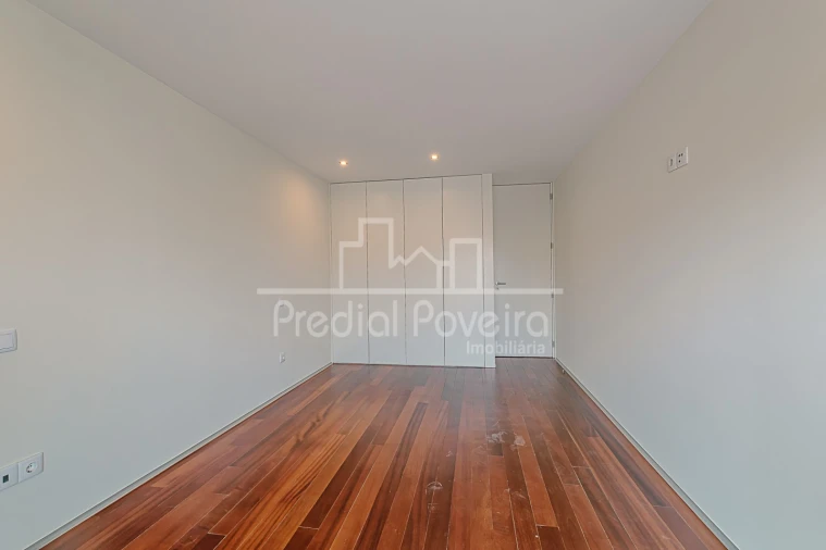 Apartamento T1 para Venda em Póvoa de Varzim, Beiriz e Argivai Foto 8
