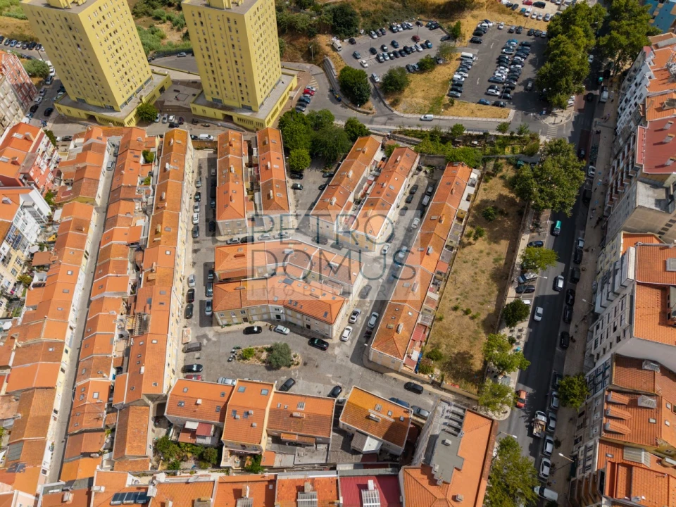 Apartamento T2 para Venda em Penha de França Foto 20