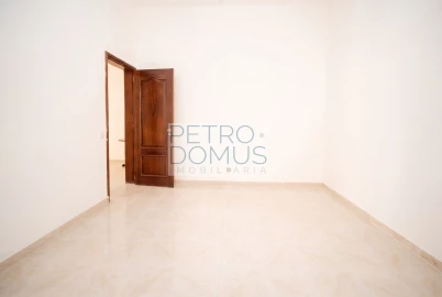 Apartamento T2 para Venda em Penha de França