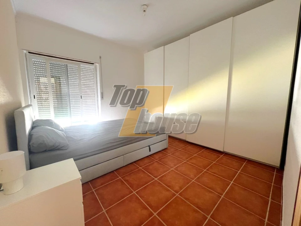 Apartamento T1 para Venda em Caparica e Trafaria Foto 8