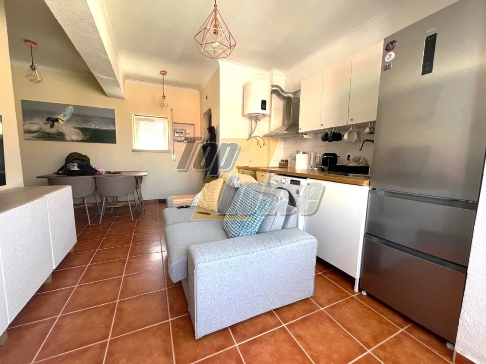 Apartamento T1 para Venda em Caparica e Trafaria Foto 1