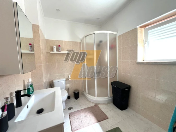 Apartamento T1 para Venda em Caparica e Trafaria Foto 10