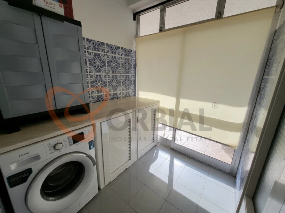 Moradia T5 para Venda em Ferreiras Foto 8