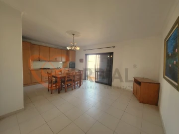 Moradia T5 para Venda em Ferreiras