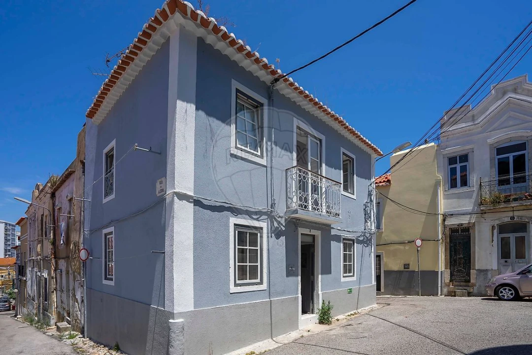 Prédio para Venda em Setubal (São Sebastião) Foto 2