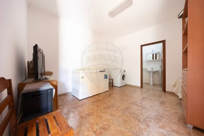 Moradia T2 para Venda em Raposa