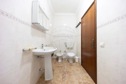 Moradia T2 para Venda em Raposa
