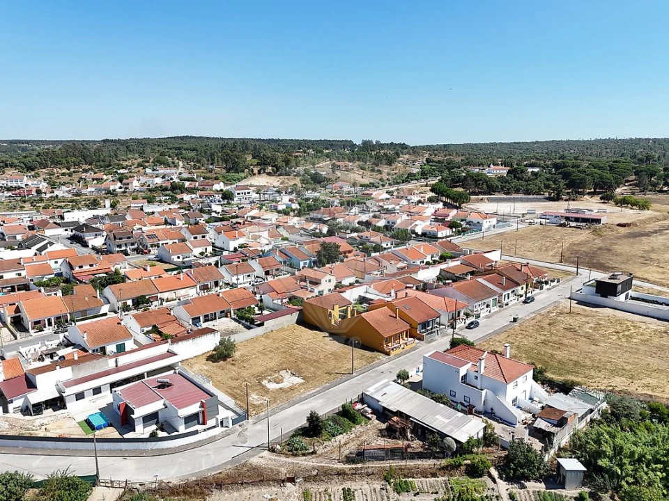 Moradia T2 para Venda em Raposa Foto 4