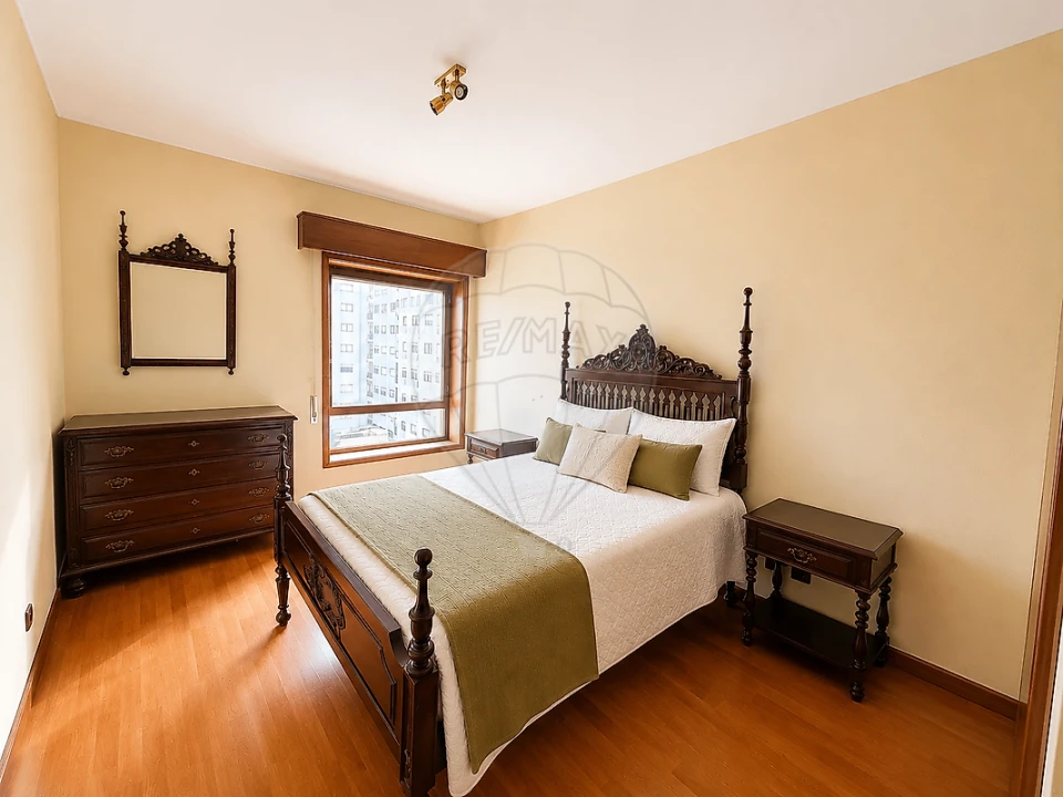 Apartamento T1 para Arrendamento em Mafamude e Vilar do Paraíso Foto 16