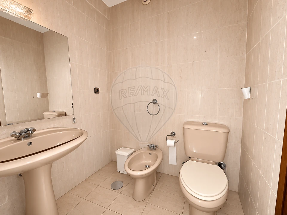 Apartamento T1 para Arrendamento em Mafamude e Vilar do Paraíso Foto 10