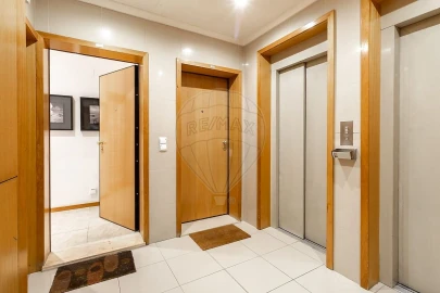 Apartamento T2 para Venda em Mafamude e Vilar do Paraíso