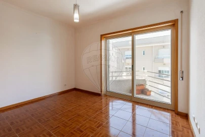 Apartamento T2 para Venda em Mafamude e Vilar do Paraíso