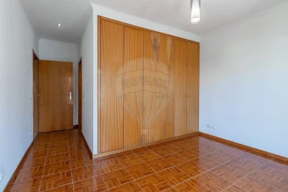 Apartamento T2 para Venda em Mafamude e Vilar do Paraíso