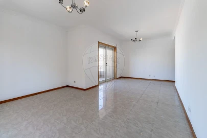 Apartamento T2 para Venda em Mafamude e Vilar do Paraíso