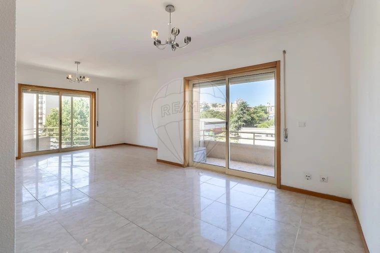 Apartamento T2 para Venda em Mafamude e Vilar do Paraíso Foto 22