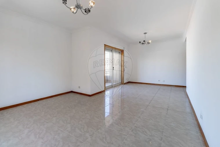Apartamento T2 para Venda em Mafamude e Vilar do Paraíso Foto 20