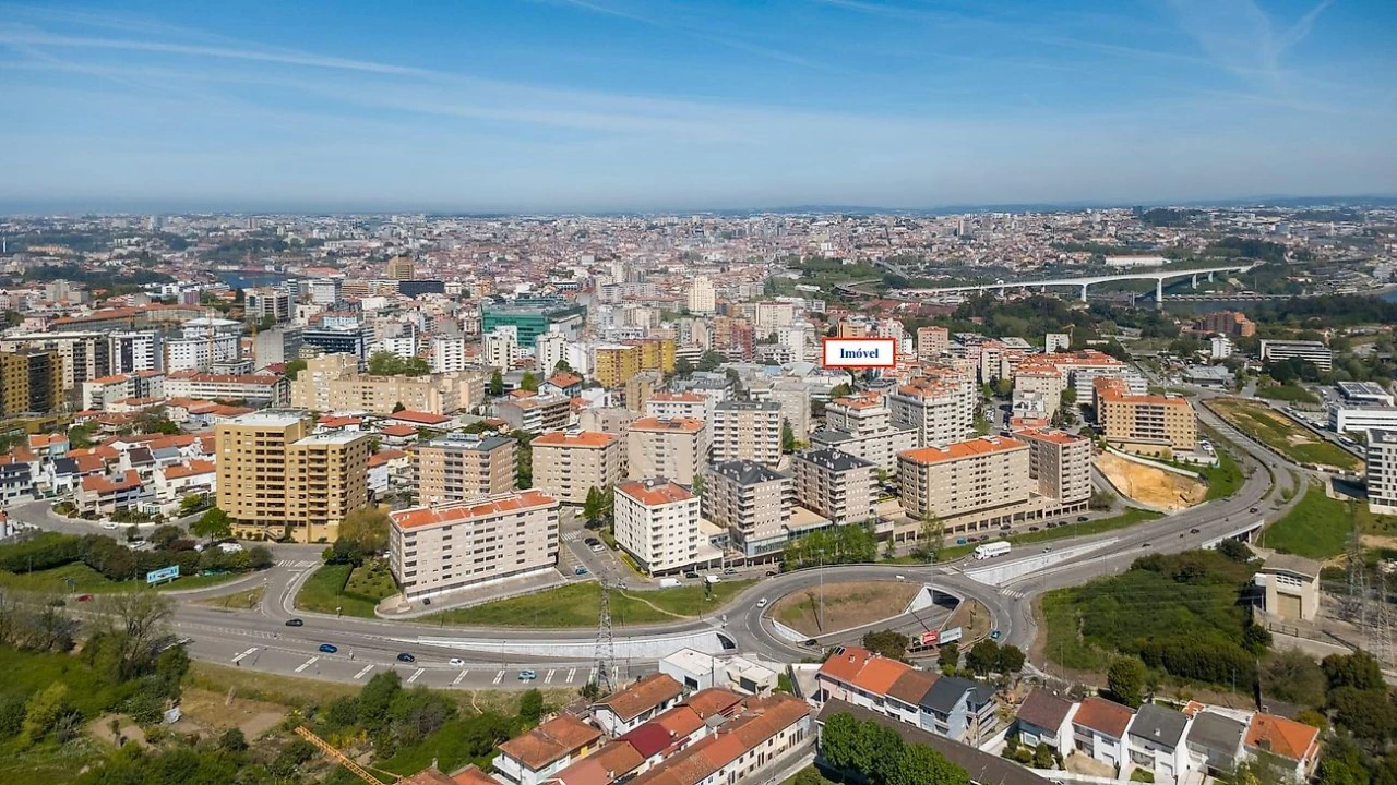 Apartamento T2 para Venda em Mafamude e Vilar do Paraíso Foto 28