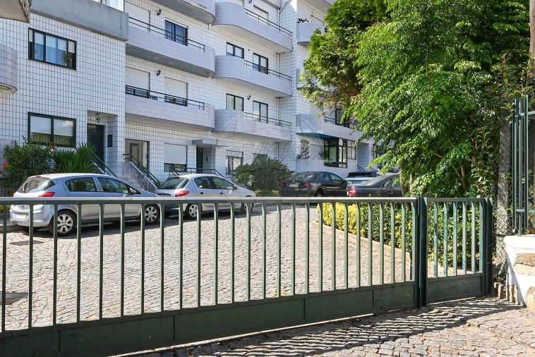Apartamento T2 para Venda em Rio Tinto Foto 4