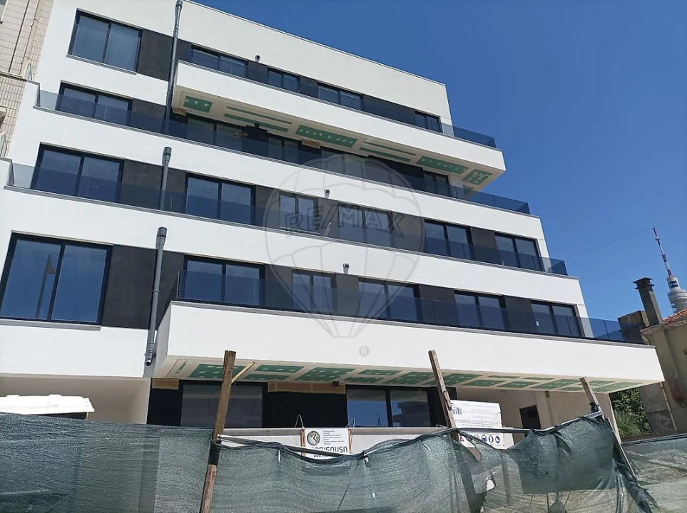Apartamento T1 para Venda em Mafamude e Vilar do Paraíso Foto 3