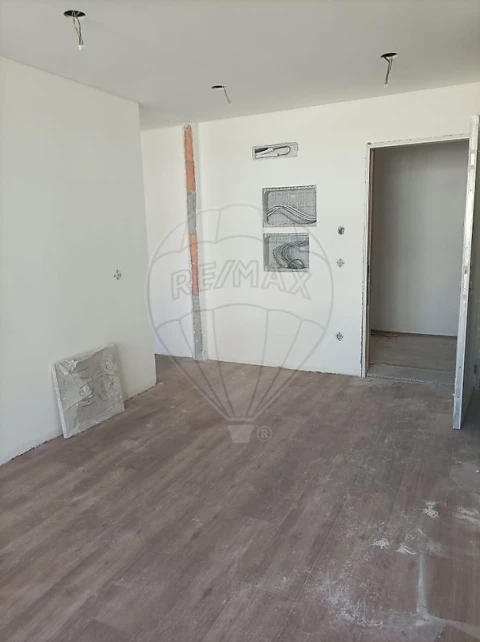Apartamento T1 para Venda em Mafamude e Vilar do Paraíso