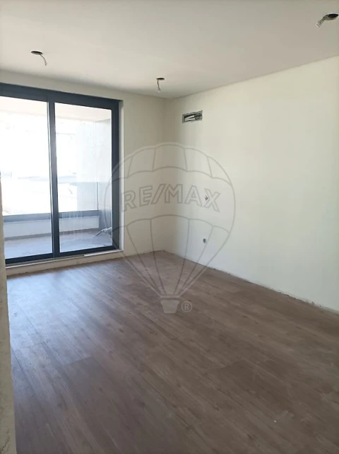 Apartamento T1 para Venda em Mafamude e Vilar do Paraíso