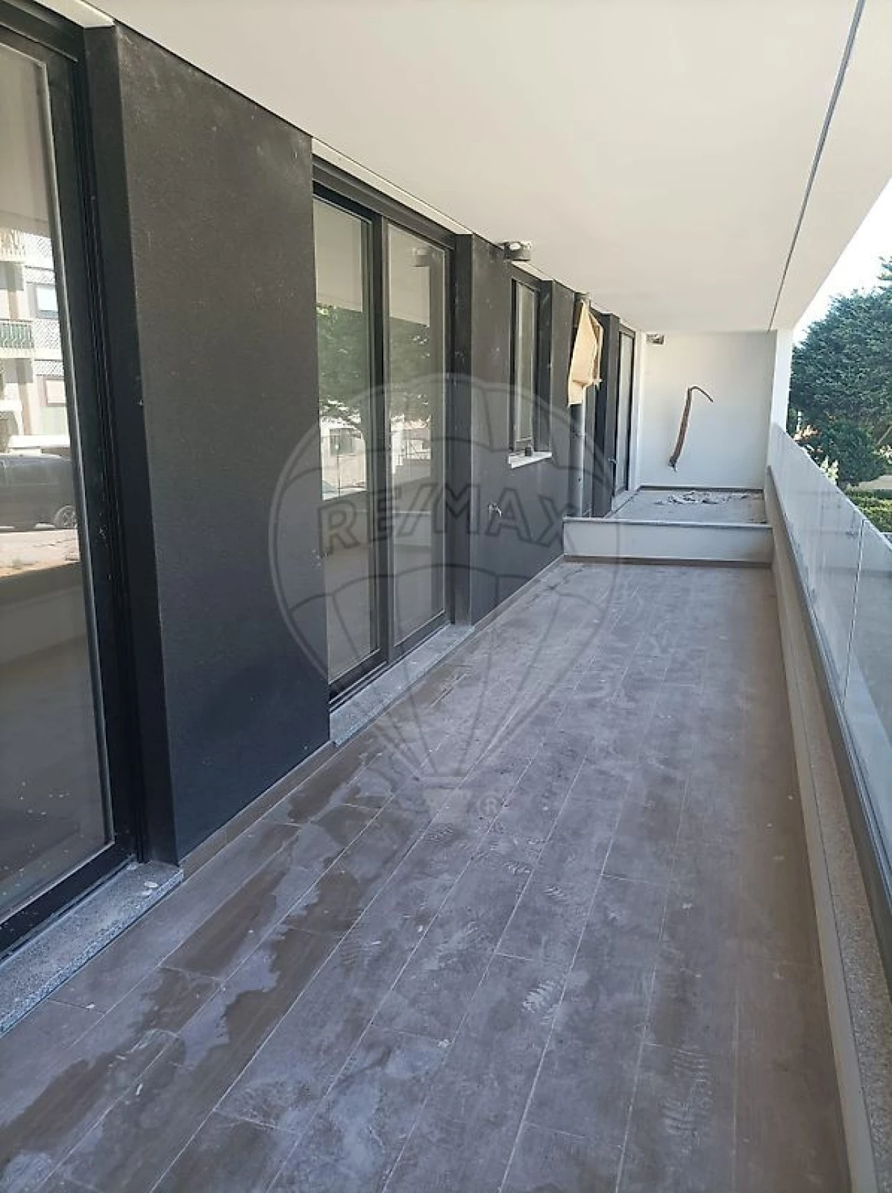 Apartamento T1 para Venda em Mafamude e Vilar do Paraíso Foto 3