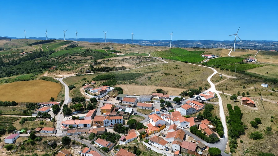 Moradia T3 para Venda em Santa Maria, São Pedro e Matacães Foto 2