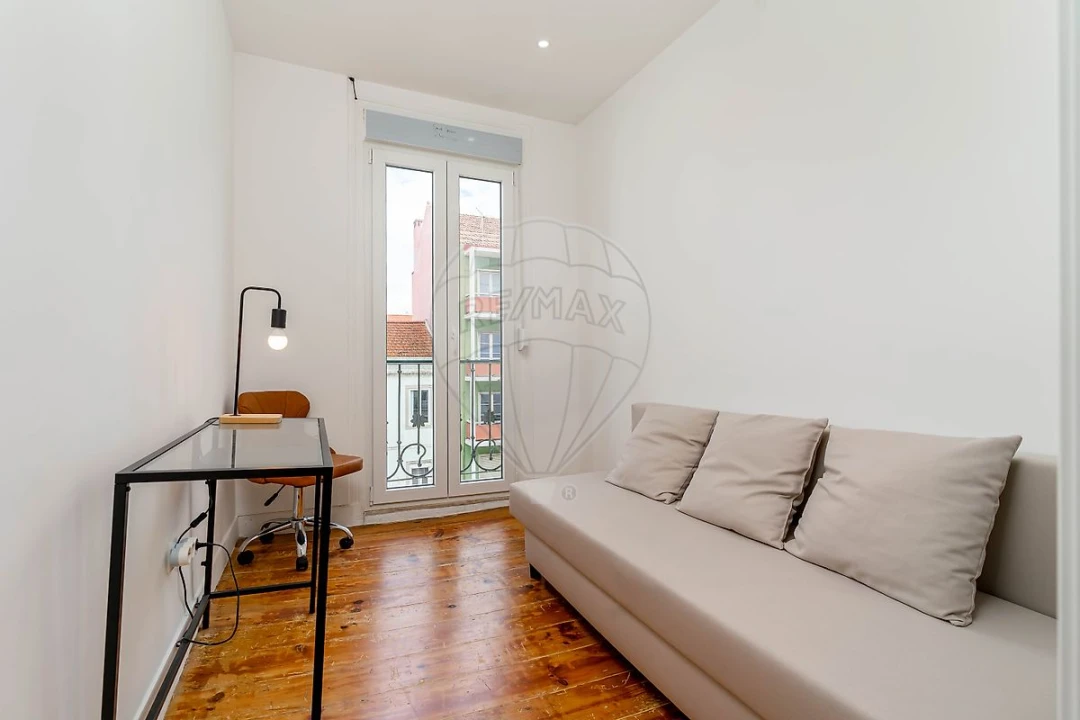 Apartamento T2 para Venda em Arroios Foto 29