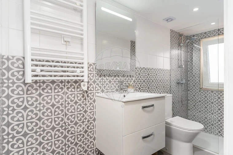 Apartamento T2 para Venda em Arroios Foto 23