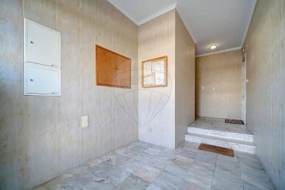 Apartamento T2 para Arrendamento em Alverca do Ribatejo e Sobralinho