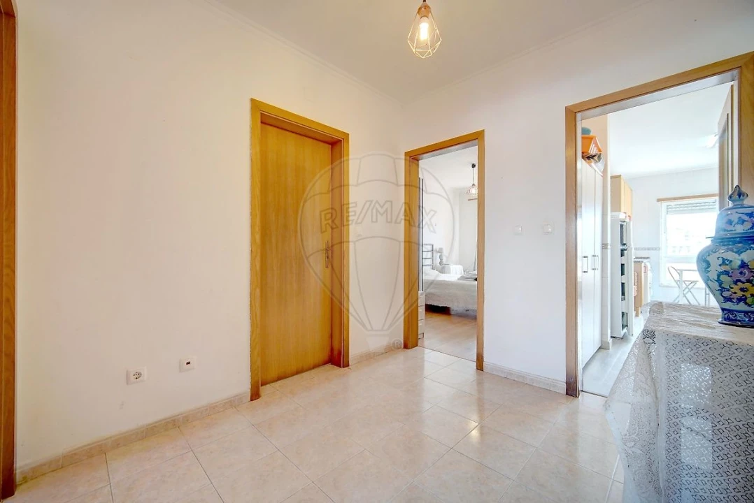 Apartamento T2 para Arrendamento em Alverca do Ribatejo e Sobralinho Foto 2