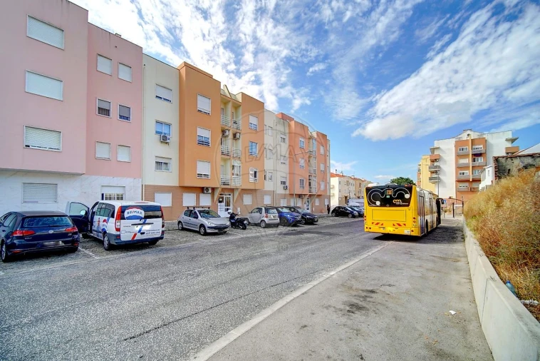 Apartamento T2 para Arrendamento em Alverca do Ribatejo e Sobralinho Foto 19