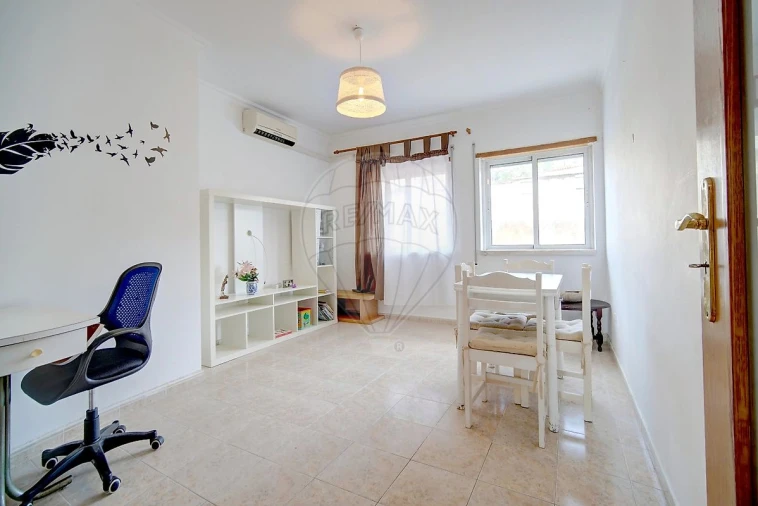 Apartamento T2 para Arrendamento em Alverca do Ribatejo e Sobralinho Foto 4