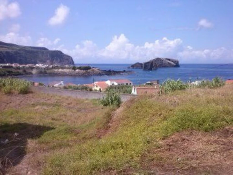 Terreno para Venda em Mosteiros Foto 3