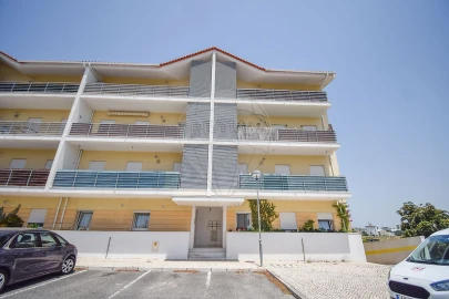 Apartamento T3 para Venda em Pontinha e Famões