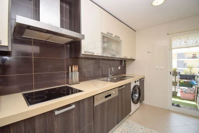 Apartamento T3 para Venda em Pontinha e Famões