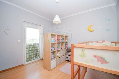Apartamento T3 para Venda em Pontinha e Famões