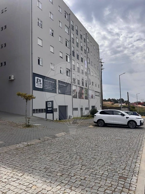 Apartamento T3 para Arrendamento em São João de Ver