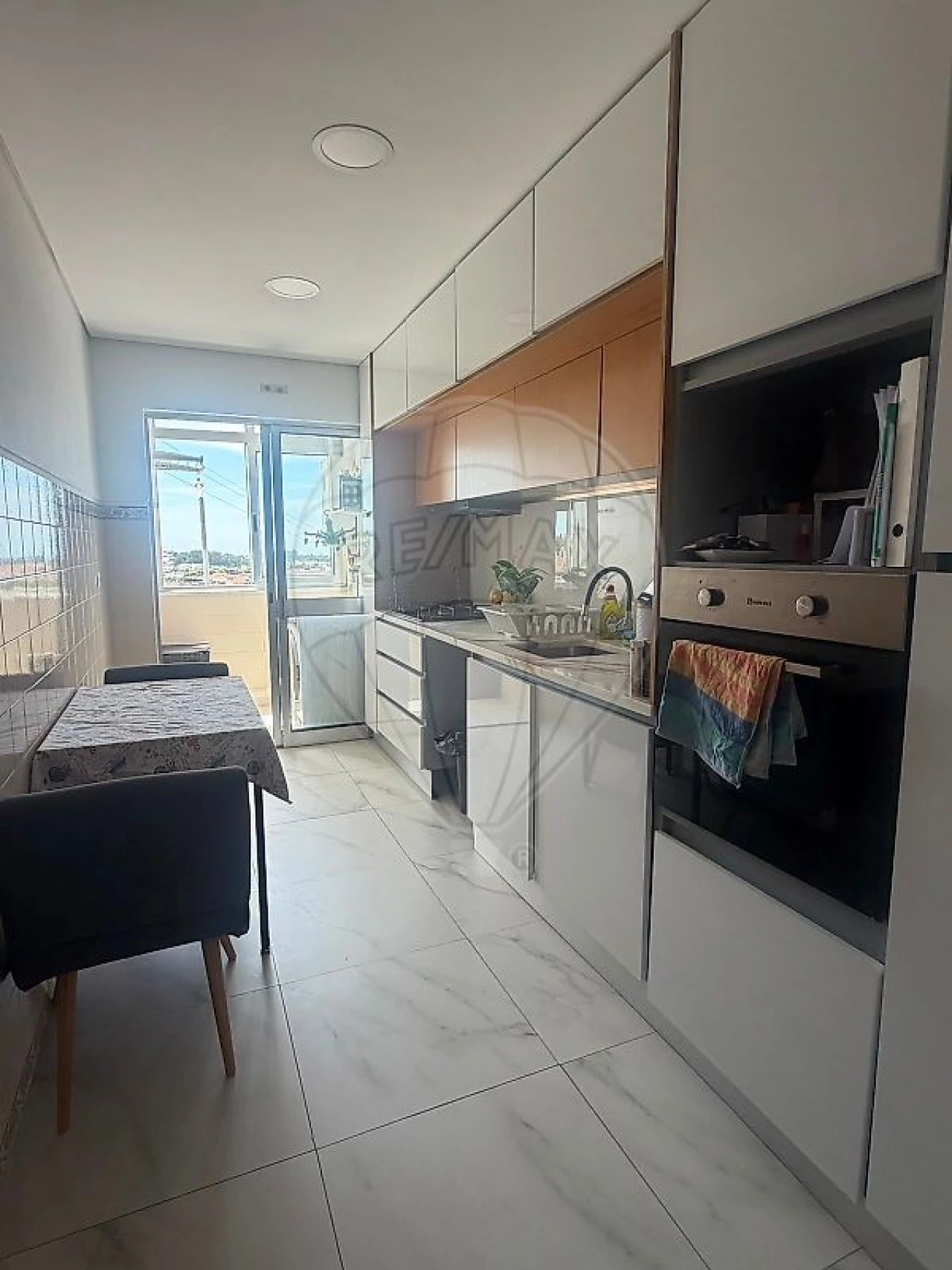 Apartamento T3 para Arrendamento em São João de Ver Foto 7