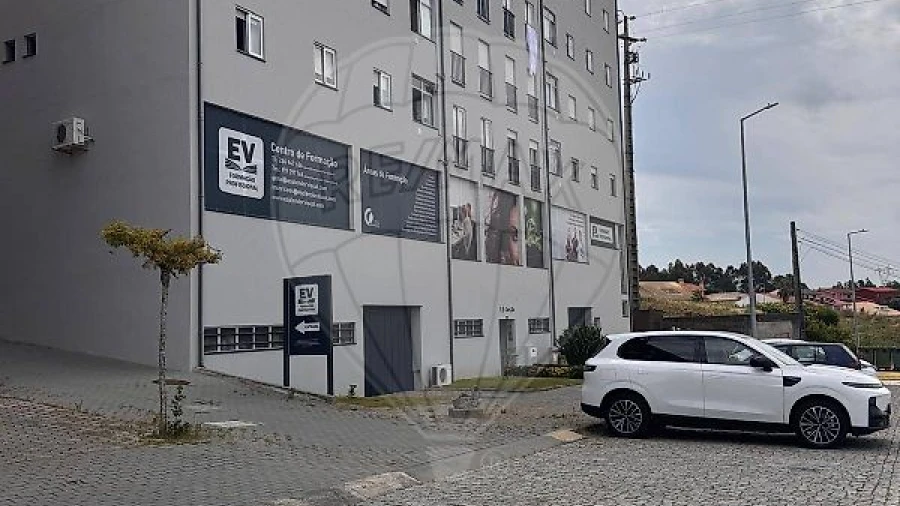 Apartamento T3 para Arrendamento em São João de Ver