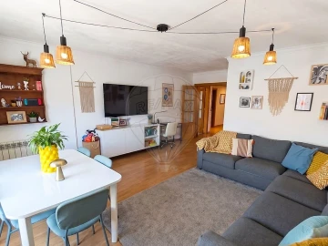 Apartamento T2 para Venda em Carregado e Cadafais