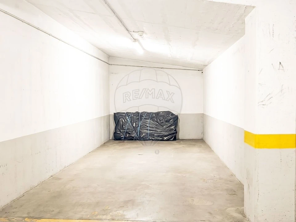 Apartamento T2 para Venda em Carregado e Cadafais Foto 5