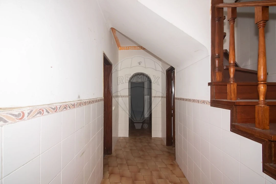 Moradia T5 para Venda em Meca Foto 1