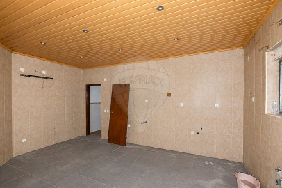 Moradia T5 para Venda em Meca