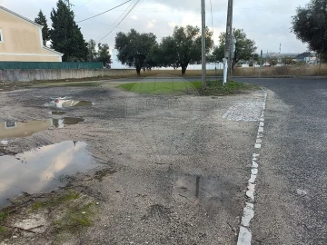 Terreno para Venda em Alenquer (Santo Estêvão e Triana)