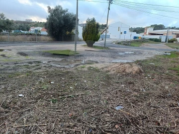 Terreno para Venda em Alenquer (Santo Estêvão e Triana)