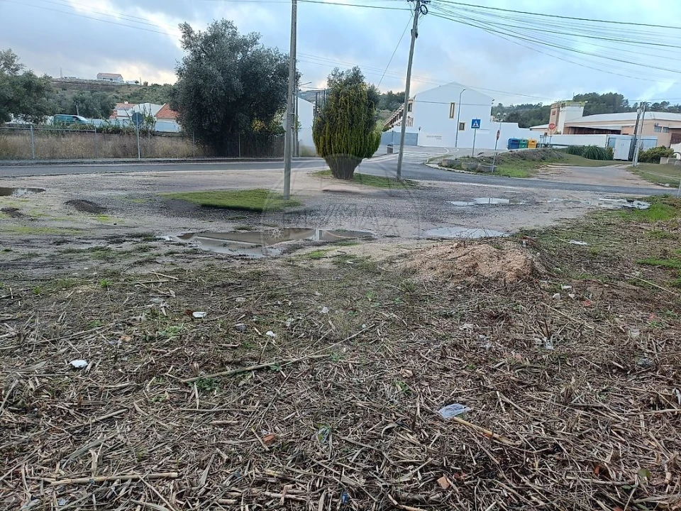 Terreno para Venda em Alenquer (Santo Estêvão e Triana) Foto 1
